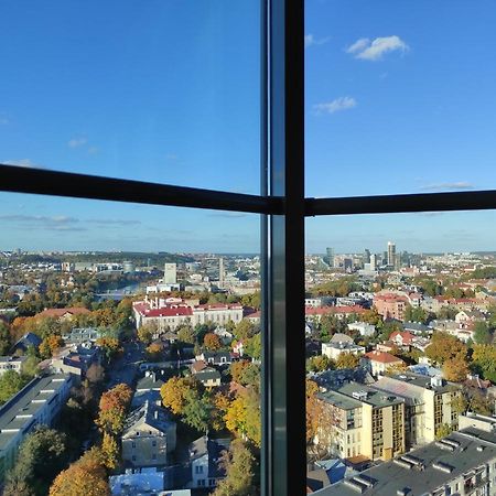 Luxury Apartment In Skyscraper Βίλνιους Εξωτερικό φωτογραφία