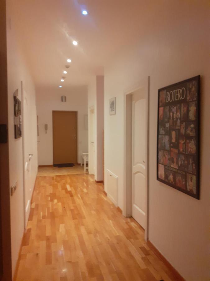 Luxury Apartment In Skyscraper Βίλνιους Εξωτερικό φωτογραφία
