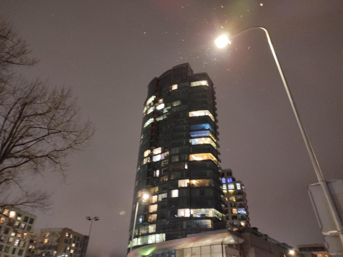 Luxury Apartment In Skyscraper Βίλνιους Εξωτερικό φωτογραφία